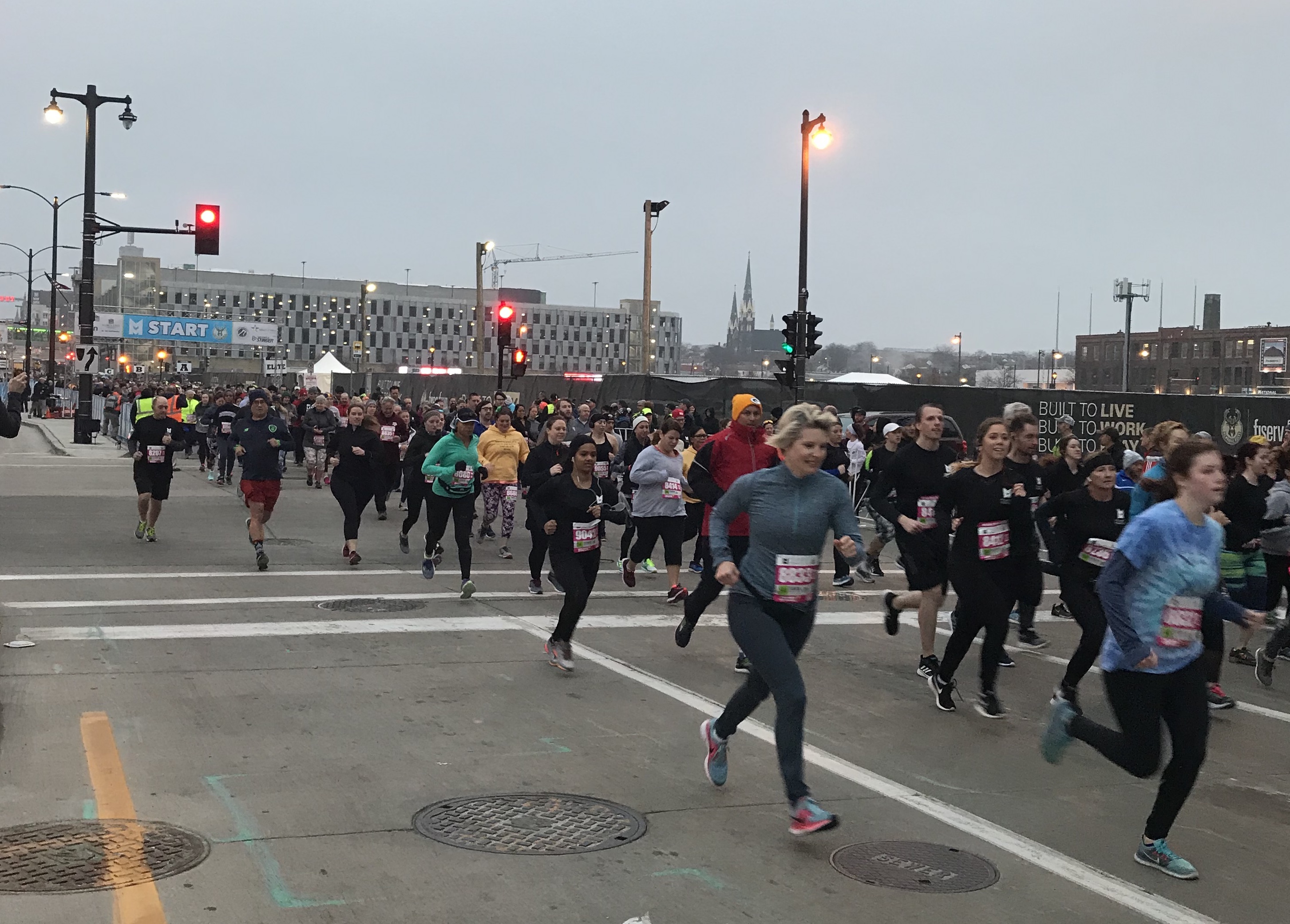 Revamped Milwaukee Marathon Attracts Thousands of Runners Media Milwaukee