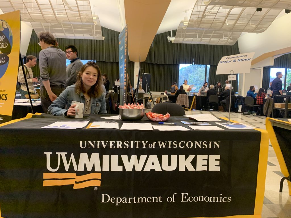 Uwm Majors Explored At Fair On Campus Media Milwaukee